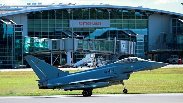 Bild vergrößern: Kampfjets, Boote, Munition: Ausschuss bewilligt Milliarden für Bundeswehr-Käufe