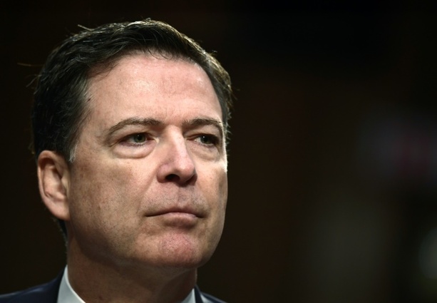 Bild vergrößern: Ex-FBI-Chef Comey plädiert in umstrittener Anklage auf nicht schuldig