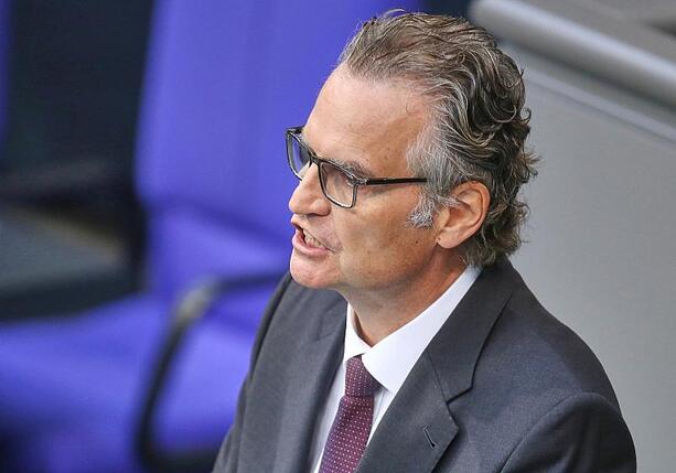 Bild vergrößern: Chatkontrolle: Union bedauert Uneinigkeit bei Gesetzespaket
