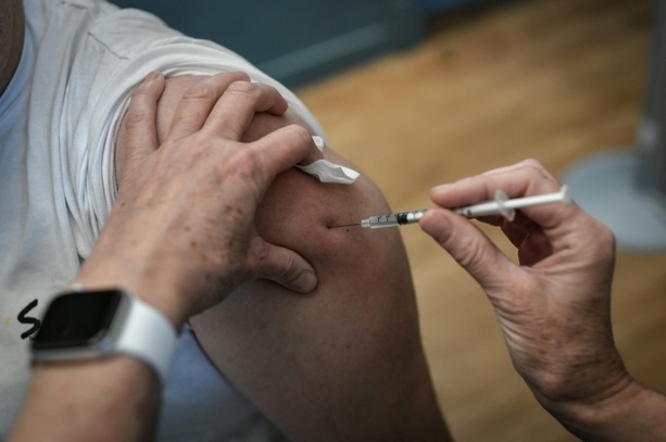 Bild vergrößern: Krankenkassenauswertung: Grippeimpfungen wieder auf Niveau von vor Pandemie Bild vergrößern: Krankenkassenauswertung: Grippeimpfungen wieder auf Niveau von vor Pandemie