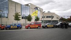 Auto-Gipfel: Greenpeace pocht auf zügigen Umstieg auf E-Mobilität