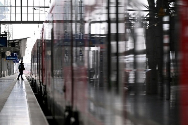 Bild vergrößern: Deutsche Bahn verzichtet auf Preiserhöhung im Fernverkehr zum Fahrplanwechsel