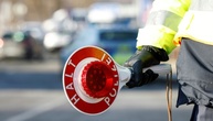 Protestbus aus Verkehr gezogen: Polizei prüft hunderte Posts im Netz