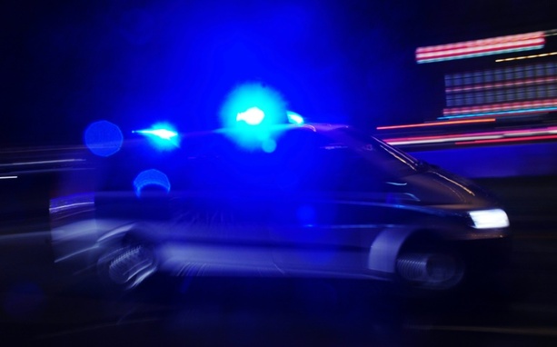 Bild vergrößern: Unter Drogeneinfluss: 15-Jähriger flieht mit gestohlenem Porsche vor Polizei Bild vergrößern: Unter Drogeneinfluss: 15-Jähriger flieht mit gestohlenem Porsche vor Polizei