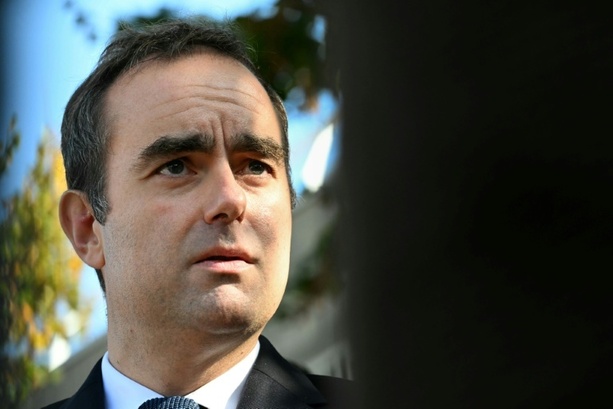 Bild vergrößern: Regierungskrise in Frankreich: Premier Lecornu will von Parteien unabhängiges Kabinett Bild vergrößern: Regierungskrise in Frankreich: Premier Lecornu will von Parteien unabhängiges Kabinett