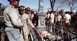 Bundesregierung bleibt Völkermordsprozess in Namibia fern - Kritik der Linkspartei