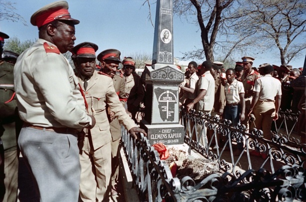 Bild vergrößern: Bundesregierung bleibt Völkermordsprozess in Namibia fern - Kritik der Linkspartei