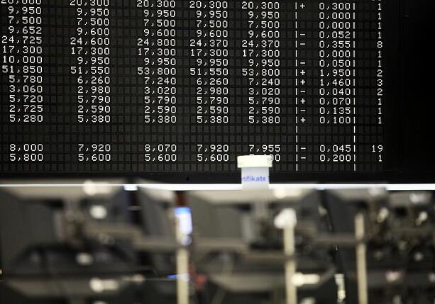 Bild vergrößern: Dax hält sich im Plus - Anleger insgesamt zurückhaltend Bild vergrößern: Dax hält sich im Plus - Anleger insgesamt zurückhaltend