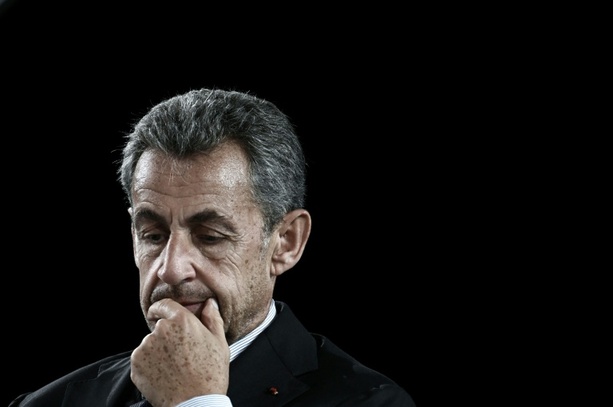 Bild vergrößern: Frankreichs Ex-Präsident Sarkozy muss Haft am 21. Oktober antreten