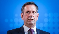 Niedersachsens Ministerpräsident Lies fordert Einigung über Verbrenner-Aus