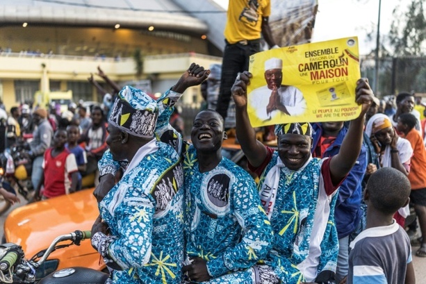 Bild vergrößern: Oppositionskandidat in Kamerun erklärt sich zum Sieger der Wahl Bild vergrößern: Oppositionskandidat in Kamerun erklärt sich zum Sieger der Wahl