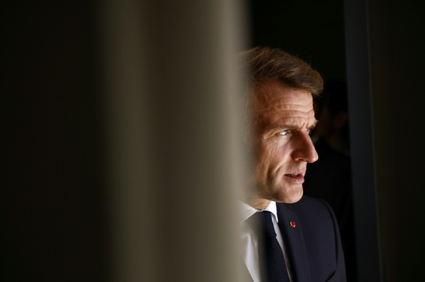 Bild vergrößern: Frankreichs Präsident Macron plant im Fall eines Regierungssturzes Neuwahlen Bild vergrößern: Frankreichs Präsident Macron plant im Fall eines Regierungssturzes Neuwahlen