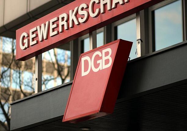 Bild vergrößern: DGB fürchtet steigende Fehlzeiten durch psychische Erkrankungen Bild vergrößern: DGB fürchtet steigende Fehlzeiten durch psychische Erkrankungen