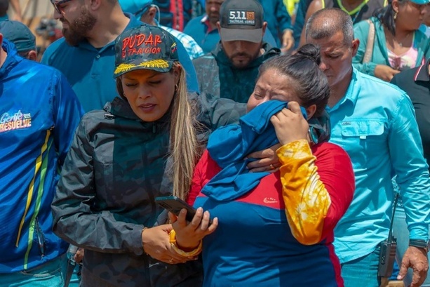 Bild vergrößern: Mindestens 14 tote Bergarbeiter bei Überschwemmungen in Venezuela Bild vergrößern: Mindestens 14 tote Bergarbeiter bei Überschwemmungen in Venezuela