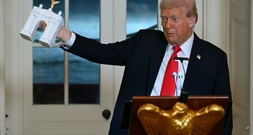 Ballsaal im Weißen Haus: Trump richtet Abendessen für Spender aus