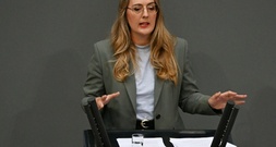 Dröge stellt Merz' Eignung für Amt des Bundeskanzlers in Frage