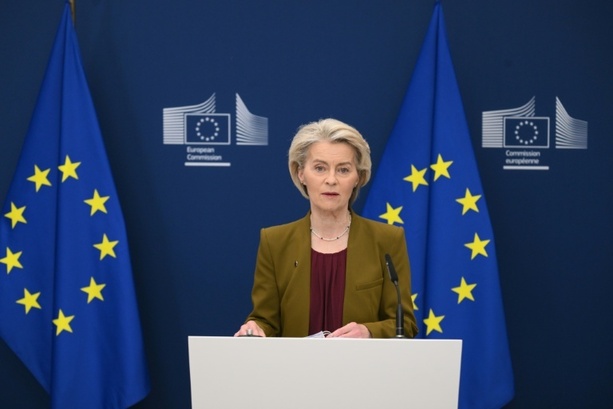 Bild vergrößern: Bedrohung durch Russland: EU-Kommission schlägt Fahrplan zur Verteidigungsfähigkeit vor Bild vergrößern: Bedrohung durch Russland: EU-Kommission schlägt Fahrplan zur Verteidigungsfähigkeit vor