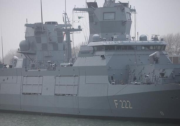 Bild vergrößern: Bundestag verlängert Bundeswehreinsatz im Roten Meer Bild vergrößern: Bundestag verlängert Bundeswehreinsatz im Roten Meer
