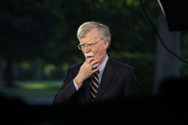 Bild vergrößern: Trumps früherer Sicherheitsberater Bolton angeklagt Bild vergrößern: Trumps früherer Sicherheitsberater Bolton angeklagt