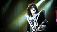 Familie: Früherer Kiss-Gitarrist Ace Frehley im Alter von 74 Jahren gestorben