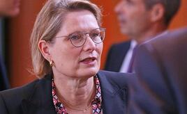 Justizministerin packt neues Firmenmodell an