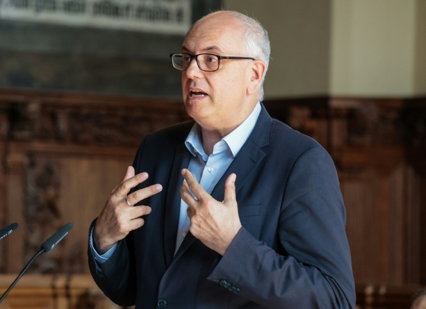 Bild vergrößern: Bundesrat wählt Bremens Bürgergmeister Bovenschulte turnusgemäß zu neuem Präsidenten Bild vergrößern: Bundesrat wählt Bremens Bürgergmeister Bovenschulte turnusgemäß zu neuem Präsidenten