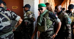 Nach Machtübernahme durch Militär in Madagaskar: Chef von Elite-Einheit als Präsident vereidigt
