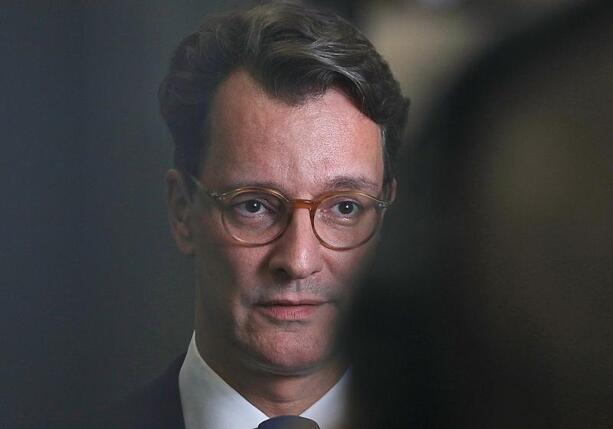 Bild vergrößern: Wüst mahnt Bundesregierung zu Vorgehen gegen Sozialbetrug