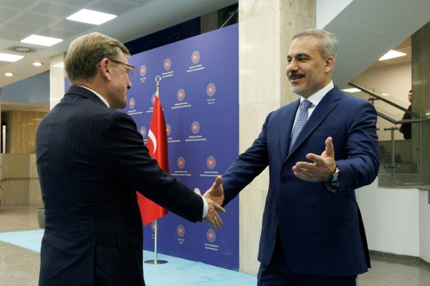 Bild vergrößern: Wadephul-Besuch: Berlin und Ankara streben engere Zusammenarbeit an Bild vergrößern: Wadephul-Besuch: Berlin und Ankara streben engere Zusammenarbeit an