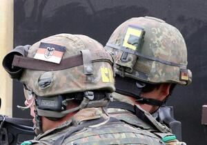 Union besteht auf Wehrdienst-Kompromiss mit Losverfahren