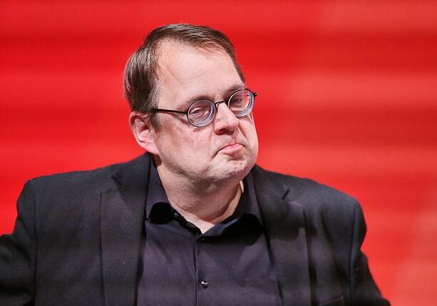 Bild vergrößern: Linksfraktionschef fordert offenen Umgang mit Belastung in Politik Bild vergrößern: Linksfraktionschef fordert offenen Umgang mit Belastung in Politik