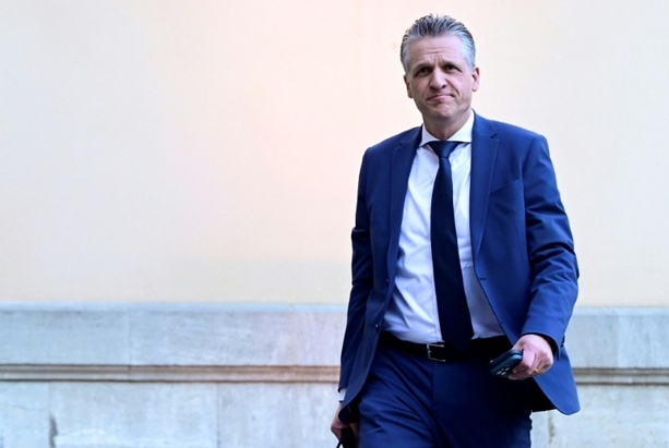 Bild vergrößern: Kanzleramtsminister Frei verteidigt Merz-Äußerung über Migranten im Stadtbild Bild vergrößern: Kanzleramtsminister Frei verteidigt Merz-Äußerung über Migranten im Stadtbild