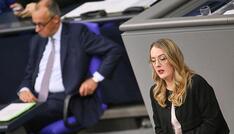 Dröge kritisiert Merz für Beharren auf 