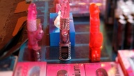Schadstoffe und indiskrete Apps: Nur sieben von 19 Sextoys unbedenklich nutzbar