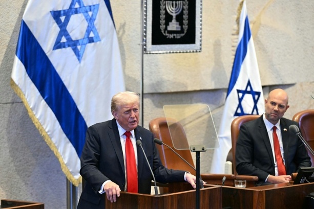 Bild vergrößern: Trump droht Hamas mit Auslöschung durch regionale Truppen Bild vergrößern: Trump droht Hamas mit Auslöschung durch regionale Truppen