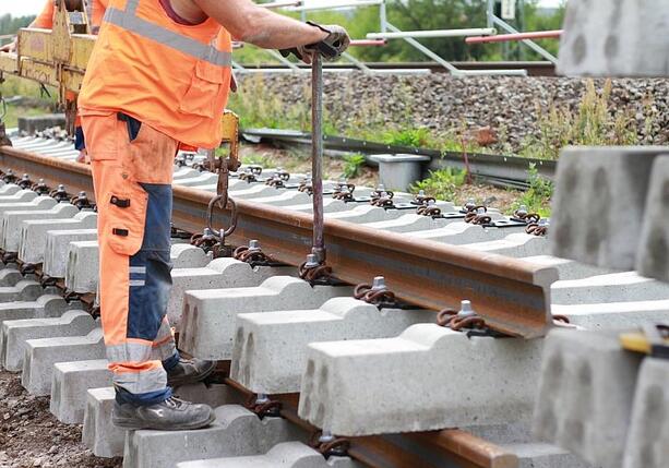 Bild vergrößern: Ifo warnt vor Preissteigerungen bei Infrastrukturprojekten Bild vergrößern: Ifo warnt vor Preissteigerungen bei Infrastrukturprojekten