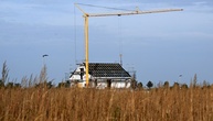 Wärmepumpen dominieren Heizungsmarkt bei neuen Ein- und Zweifamilienhäusern