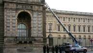 Louvre-Diebstahl: Deutsche Lastenaufzugsfirma wirbt für 
