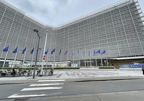 Bild vergrößern: EU-Kommissar drängt auf Einigung über Ukraine-Reparationsdarlehen Bild vergrößern: EU-Kommissar drängt auf Einigung über Ukraine-Reparationsdarlehen