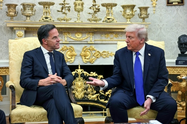 Bild vergrößern: USA verhängen massive Sanktionen gegen russische Ölkonzerne Rosneft und Lukoil Bild vergrößern: USA verhängen massive Sanktionen gegen russische Ölkonzerne Rosneft und Lukoil