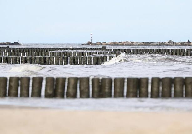 Bild vergrößern: Warnung vor leichter Sturmflut an der Nordseeküste Bild vergrößern: Warnung vor leichter Sturmflut an der Nordseeküste