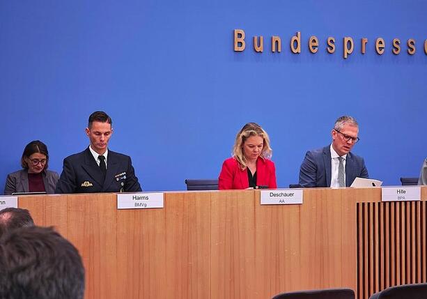 Bild vergrößern: Deutschland stuft Reisewarnung für Norden Israels etwas herab Bild vergrößern: Deutschland stuft Reisewarnung für Norden Israels etwas herab