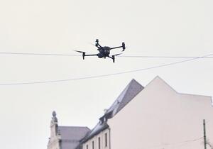 Hensoldt: Drohenschutz für einen Flughafen kostet 10 Millionen Euro Hensoldt: Drohenschutz für einen Flughafen kostet 10 Millionen Euro