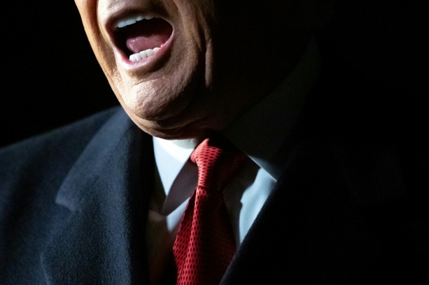 Bild vergrößern: Trump wirft Kanada im Streit um Werbung schmutziges Spiel vor Bild vergrößern: Trump wirft Kanada im Streit um Werbung schmutziges Spiel vor