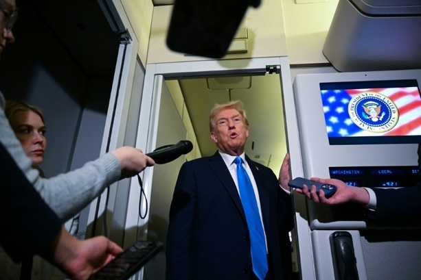 Bild vergrößern: Trump: Friedensabkommen zwischen Thailand und Kambodscha wird bei Ankunft unterzeichnet Bild vergrößern: Trump: Friedensabkommen zwischen Thailand und Kambodscha wird bei Ankunft unterzeichnet