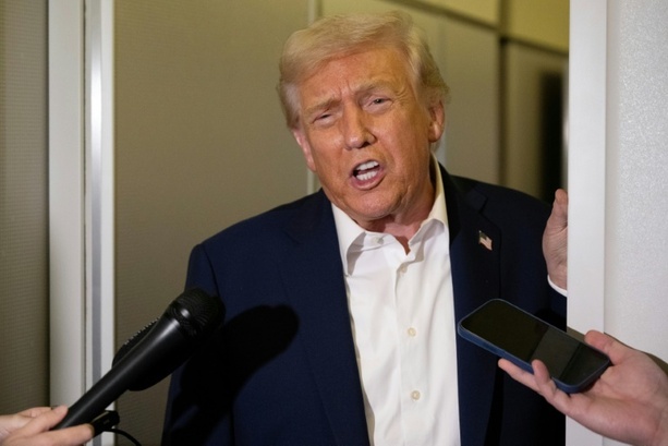 Bild vergrößern: Trump nimmt an Asean-Gipfel in Malaysia teil Bild vergrößern: Trump nimmt an Asean-Gipfel in Malaysia teil