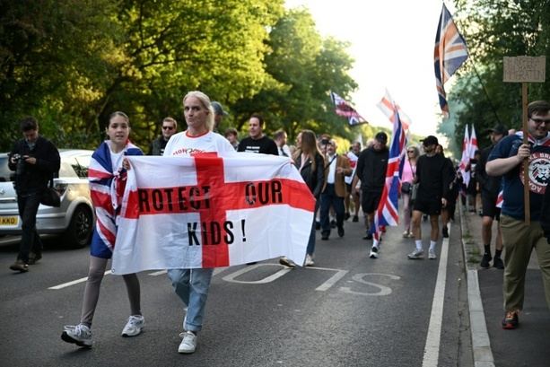Bild vergrößern: Londoner Polizei nimmt versehentlich freigelassenen Sexualstraftäter wieder fest Bild vergrößern: Londoner Polizei nimmt versehentlich freigelassenen Sexualstraftäter wieder fest