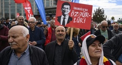 Proteste bei Gerichtstermin für Erdogan-Rivalen Imamoglu wegen angeblicher Spionage