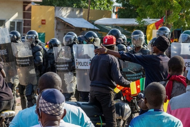 Bild vergrößern: Mindestens vier Tote bei Protesten nach Präsidentschaftswahl in Kamerun Bild vergrößern: Mindestens vier Tote bei Protesten nach Präsidentschaftswahl in Kamerun