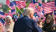 US-Präsident Trump fliegt von Malaysia weiter nach Japan